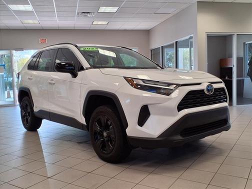 2024 Toyota RAV4 Hybrid LE