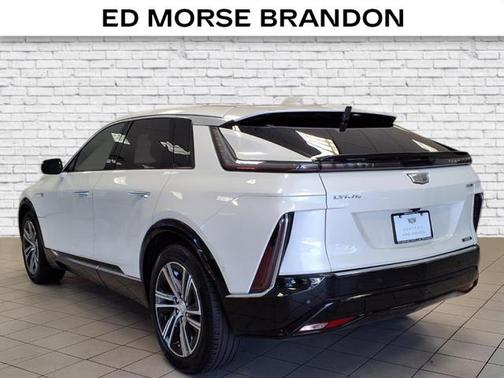 2024 Cadillac LYRIQ V