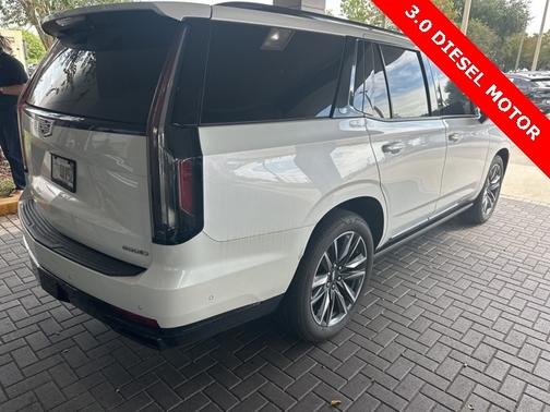 2023 Cadillac Escalade Sport Platinum