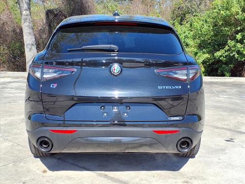 2025 Alfa Romeo Stelvio Sprint AWD