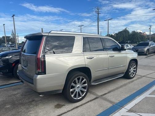 2016 Cadillac Escalade Luxury
