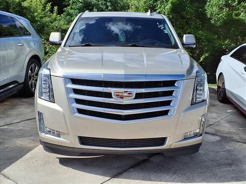 2016 Cadillac Escalade Luxury