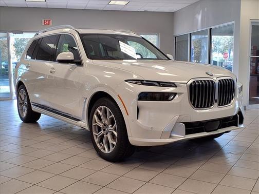2024 BMW X7 xDrive40i
