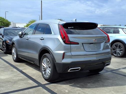 2025 Cadillac XT4 Premium Luxury