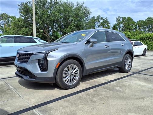 2025 Cadillac XT4 Premium Luxury