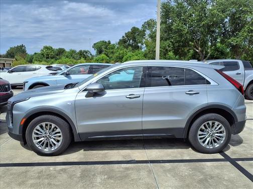 2025 Cadillac XT4 Premium Luxury