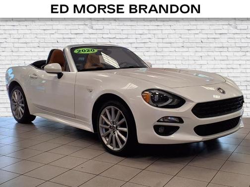 2020 FIAT 124 Spider Base