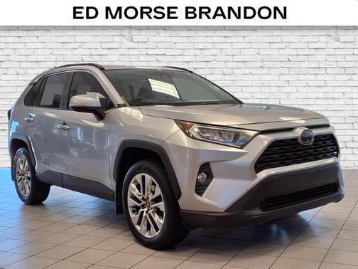 2019 Toyota RAV4 XLE Premium