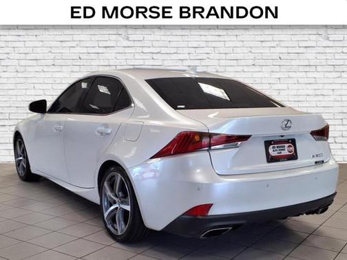 2018 Lexus IS 300 Base