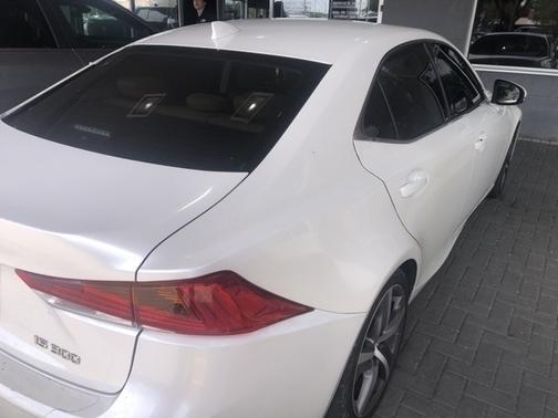 2018 Lexus IS 300 Base