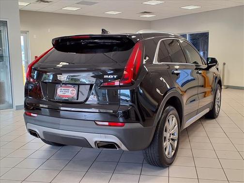 2019 Cadillac XT4 Premium Luxury