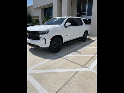 2022 Chevrolet Suburban LT