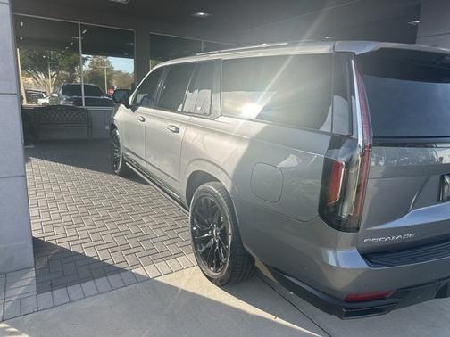 2021 Cadillac Escalade ESV Sport