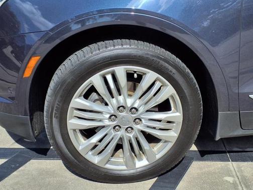2019 Cadillac XT5 Premium Luxury