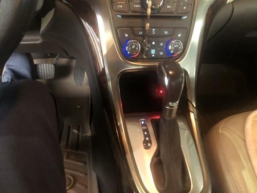 2013 Buick Verano Leather