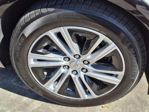 2024 Cadillac LYRIQ Tech