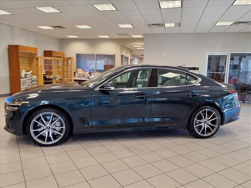 2025 Genesis G70 2.5T AWD