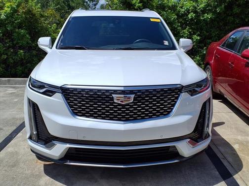 2023 Cadillac XT6 Luxury FWD
