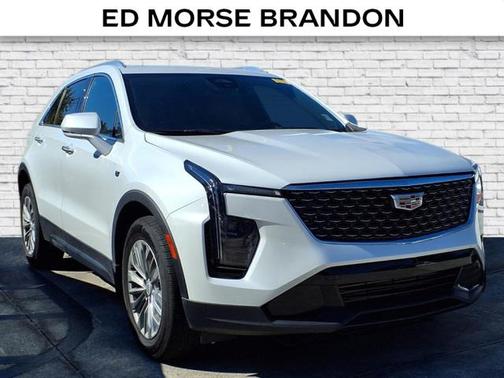 2024 Cadillac XT4 Premium Luxury
