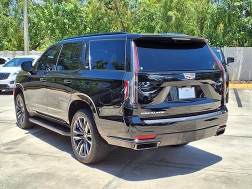 2023 Cadillac Escalade Sport
