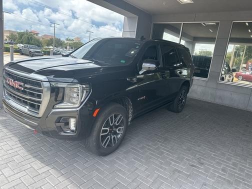 2023 GMC Yukon 4WD AT4