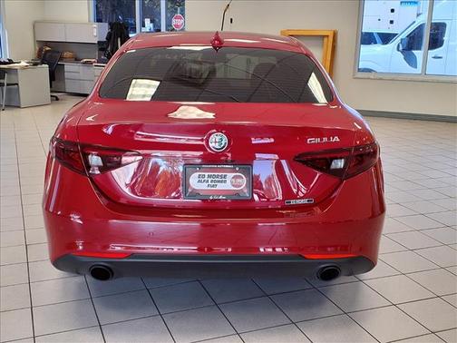 2022 Alfa Romeo Giulia Sprint