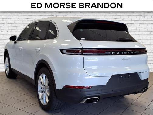 2024 Porsche Cayenne S