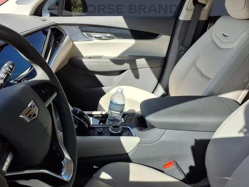 2024 Cadillac XT6 Premium Luxury FWD