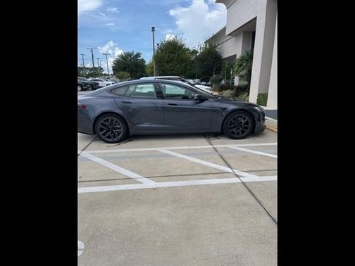 2021 Tesla Model S Plaid