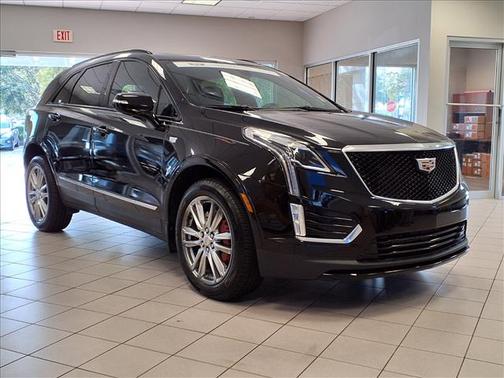 2023 Cadillac XT5 Sport