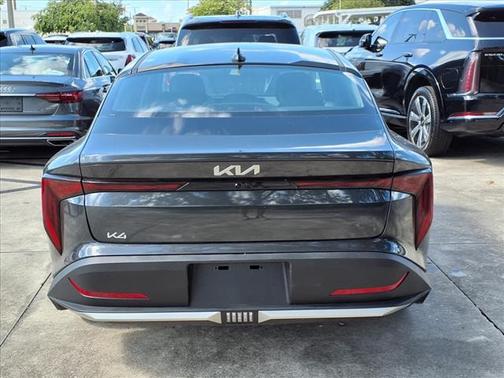 2025 Kia K4 EX