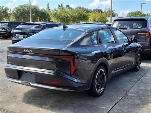 2025 Kia K4 EX