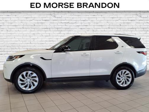 2024 Land Rover Discovery P300 S
