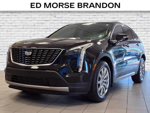 2022 Cadillac XT4 Premium Luxury