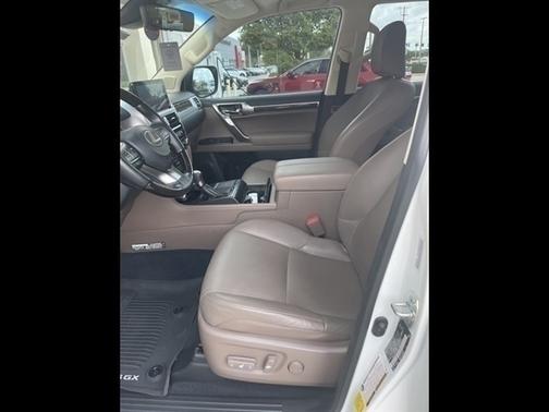 2023 Lexus GX 460 Luxury