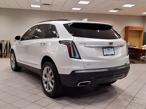 2020 Cadillac XT5 Sport