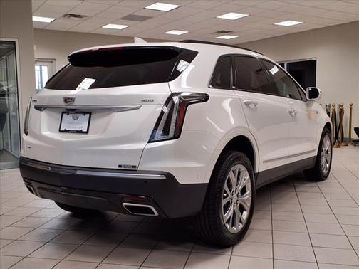2020 Cadillac XT5 Sport