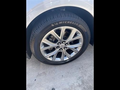 2020 Cadillac XT5 Sport
