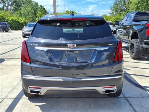 2023 Cadillac XT5 Premium Luxury