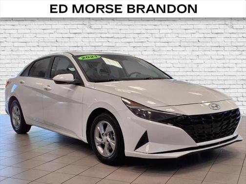 2021 Hyundai ELANTRA SE