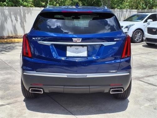 2025 Cadillac XT5 Luxury