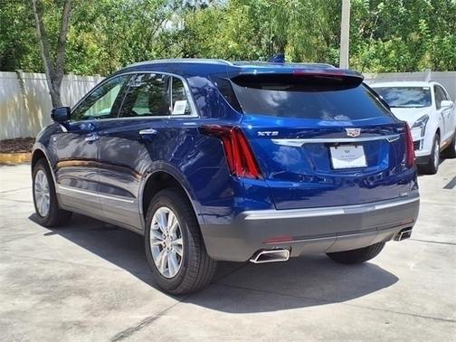 2025 Cadillac XT5 Luxury