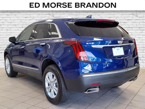 2025 Cadillac XT5 Luxury
