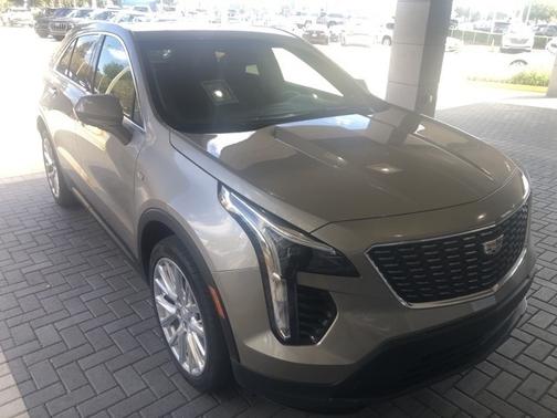 2022 Cadillac XT4 Luxury