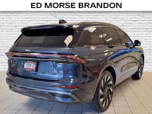 2024 Lincoln Nautilus Black Label