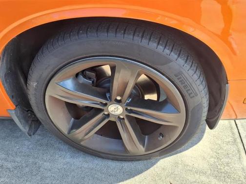 2014 Dodge Challenger SXT