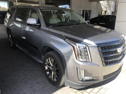 2020 Cadillac Escalade ESV Luxury