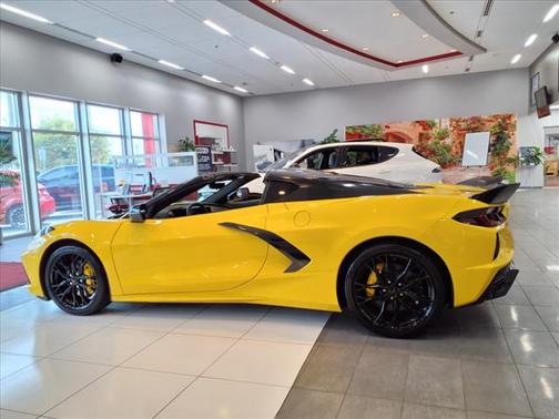 2025 Chevrolet Corvette Stingray w/1LT