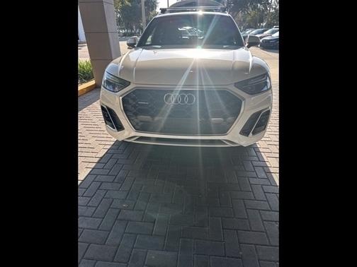 2024 Audi Q5 45 S line Premium Plus