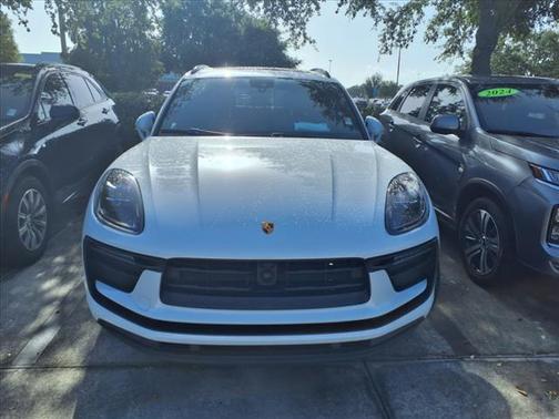 2023 Porsche Macan T